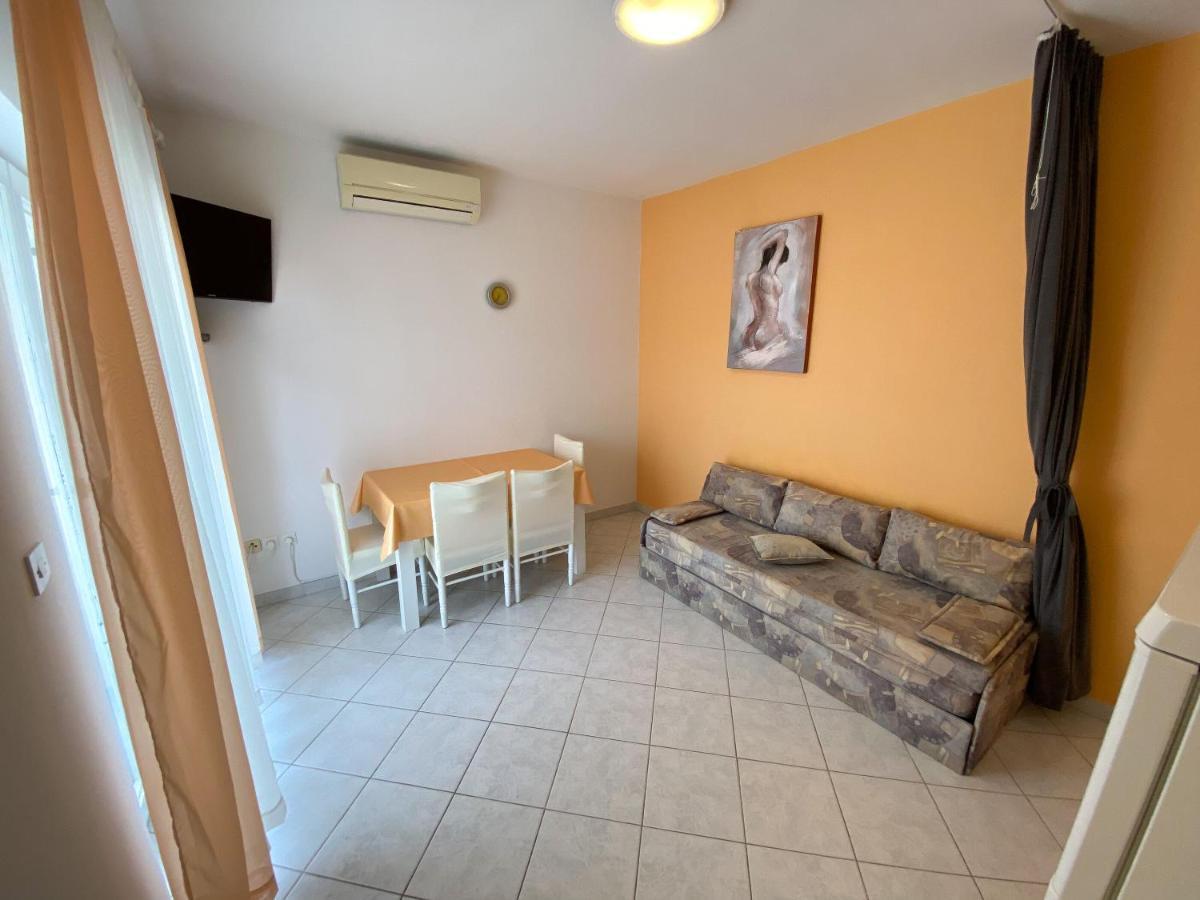 Apartments Pulic Žaborić Zewnętrze zdjęcie